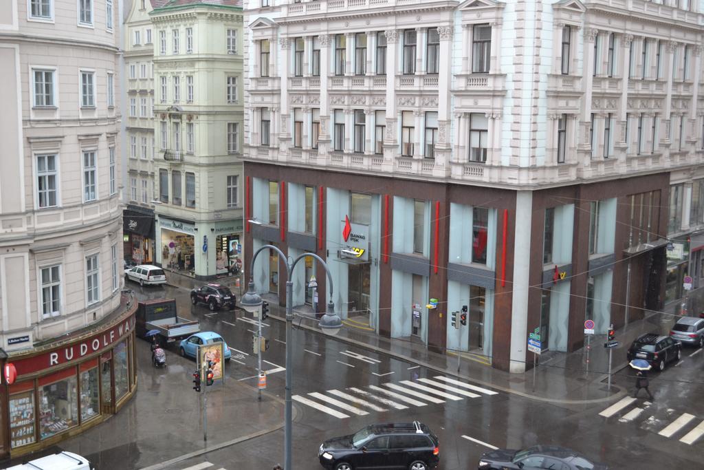 Goldfisch Apartment Hoher Markt 비엔나 객실 사진